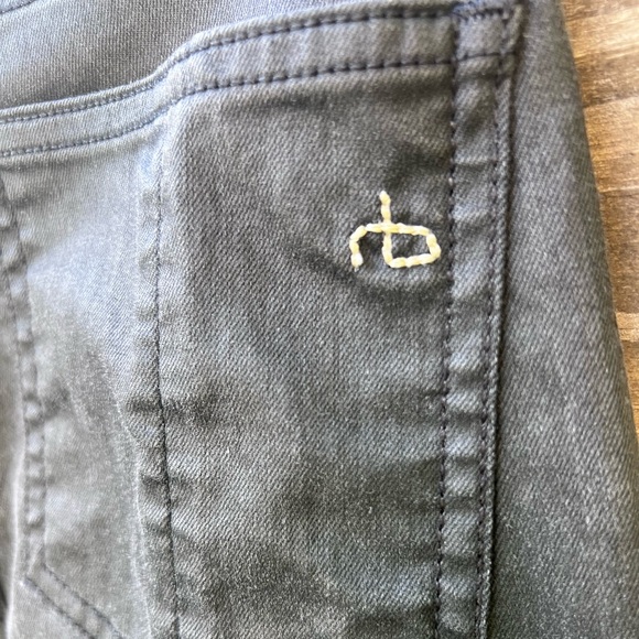 Rag & Bone Edgy Black Chic Skinny Jeans Coated Low Rise 24R - Picture 4 of 12